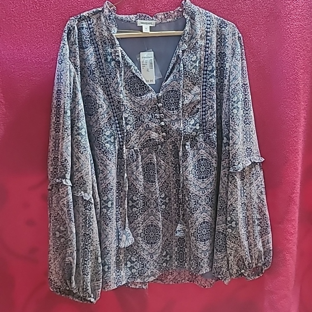 NWT Westport Tassle Top